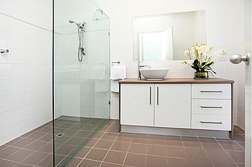 zip_11988-022-Open2viewID224111-15JacarandaStMurrayBridge.jpg