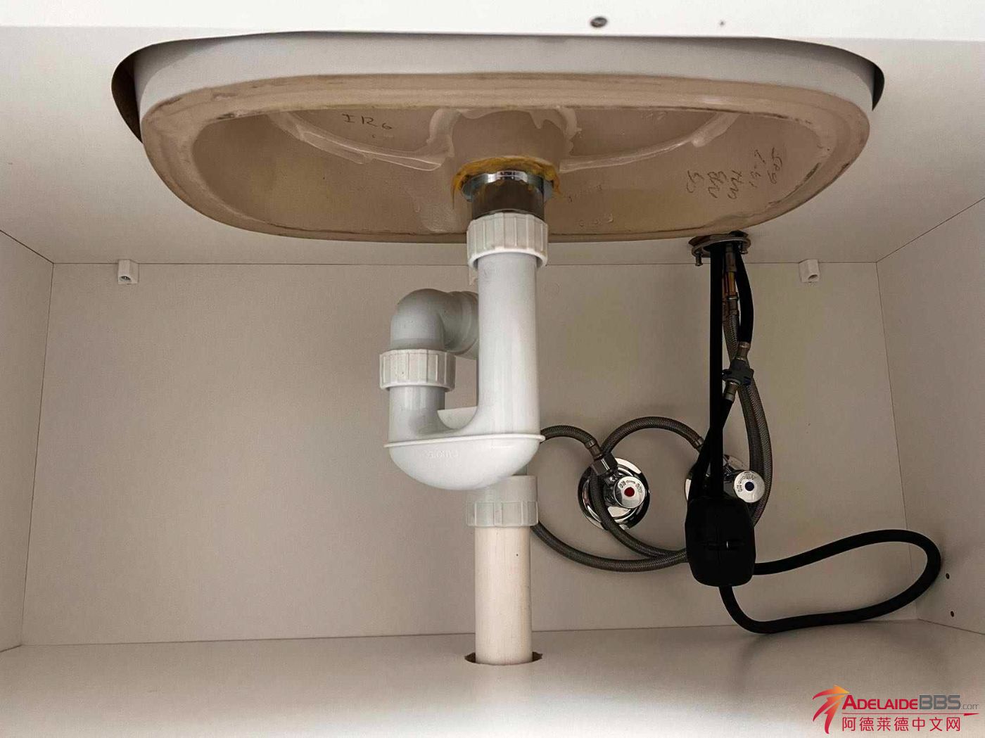 Caroma bathroon ܶմϴϴ-2.jpg